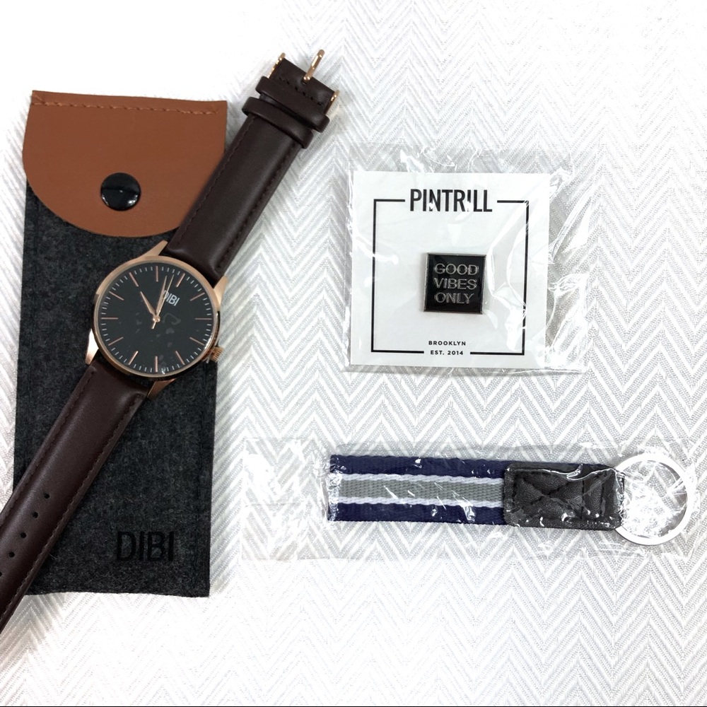 NWOT Men’s Accessory Bundle- Watch, Keychain & Pin